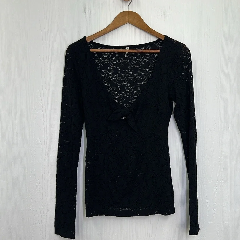 Free People - In Your Arms Black Lace Knotted Front Long Sleeve Blouse Size SM